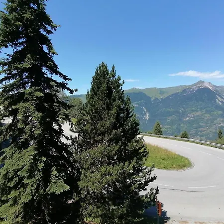 Renove En Pleine Montagne Avec Acces Direct Aux Pistes - Fr-1-181-2829 *